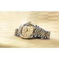 Réplica del Rolex Datejust 36 con esfera estriada dorada